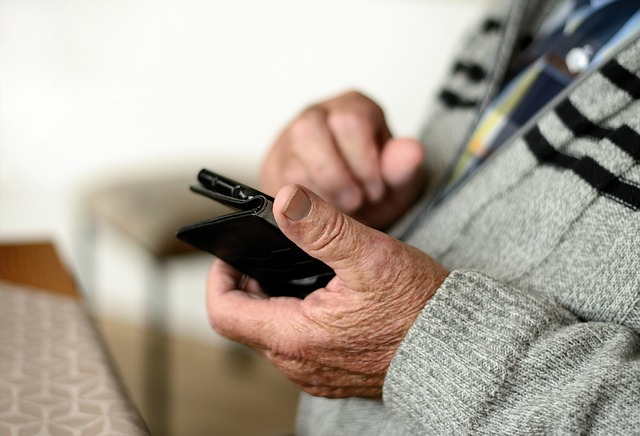 A legjobb mobiltelefonok időseknek